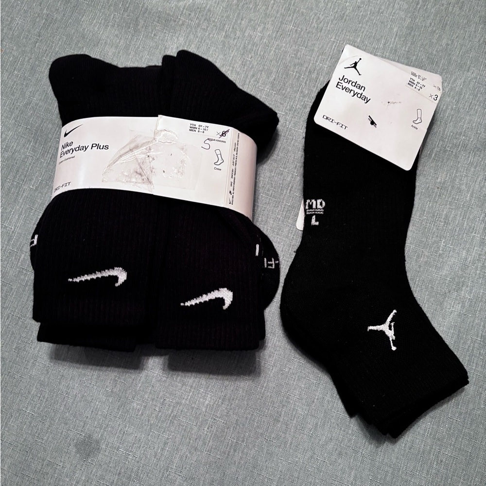 Nike Everyday Plus Crew & Jordan Everyday Ankle Socks Black With White Logo